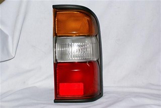 FAROL TRA DER NISSAN PATROL 98