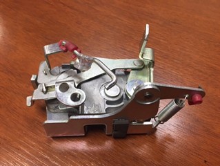 CERRADURA PUERTA DEL DER KIA CERES