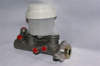 BOMBA FRENO NISSAN B12 (3/4-15/16