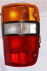 FAROL TRA DER ISUZU TROOPER 92