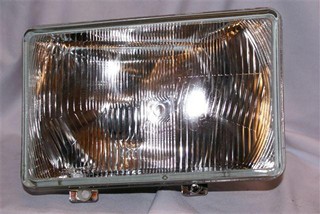 SEMIOPTICA DER FORD CORCEL 80-84 (B)