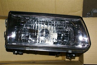 SEMIOPTICA DER MITSUBISHI L300 01 DEPO
