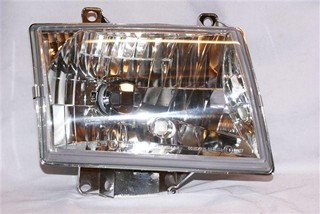 SEMIOPTICA DER MAZDA B2900 04 DEPO