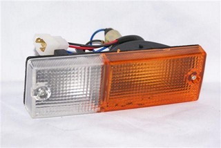 FAROL PARAG IZQ ISUZU TFR 91 (2 COLORES)