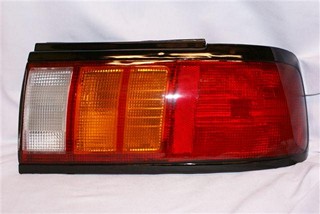 FAROL TRA DER NISSAN SENTRA B13 91 (JAPON) DEPO