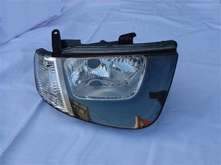 SEMIOPTICA DER MITSUBISHI L200 2WD 06 (MAN) DEPO