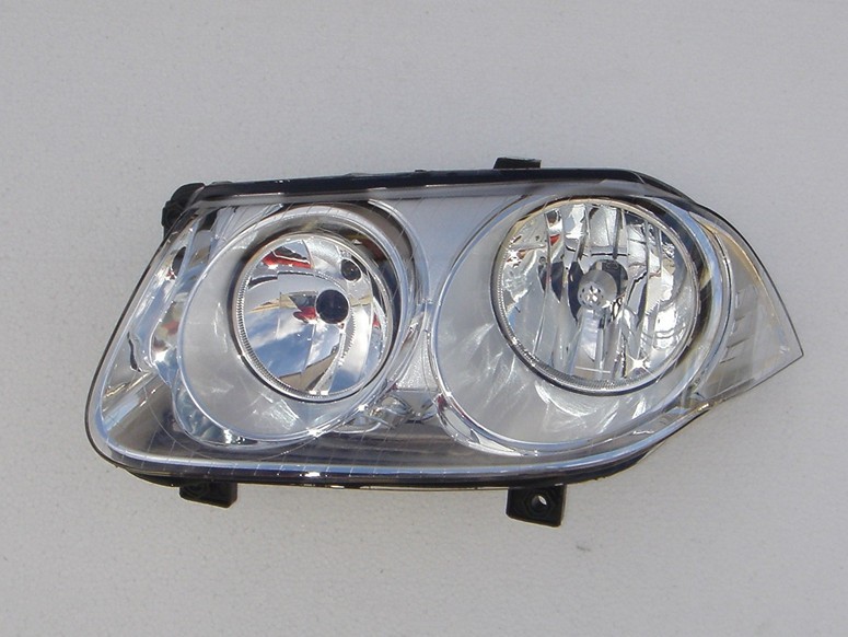 SEMIOPTICA IZQ VW BORA 08 DEPO
