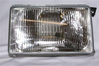 SEMIOPTICA DER MITSUBISHI LANCER 81 DEPO