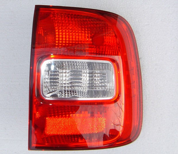 FAROL TRA DER VW SAVEIRO V 10-13 CRISTAL WUHUA