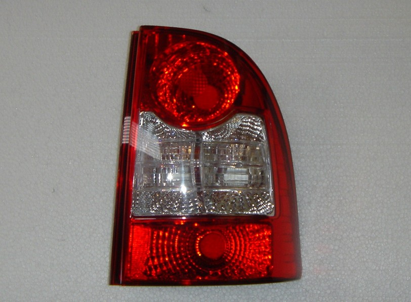 FAROL TRA DER FIAT STRADA 09 WUHUA
