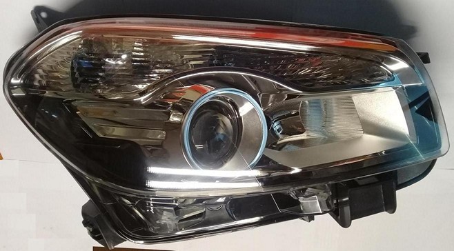 SEMIOPTICA DER NISSAN QASHQAI 12 DEPO