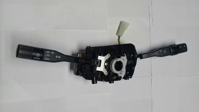 LLAVE LUCES KIA K2700 (C/TEMP)