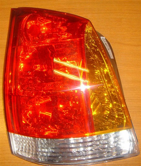 FAROL TRA IZQ FIAT PALIO 05-08 SENALERO AMBAR