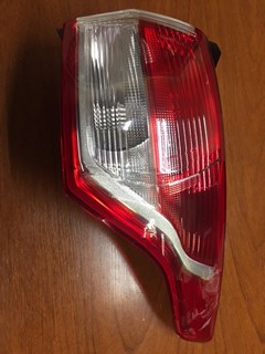 FAROL TRA DER FORD ESCAPE 13 (USA) DEPO