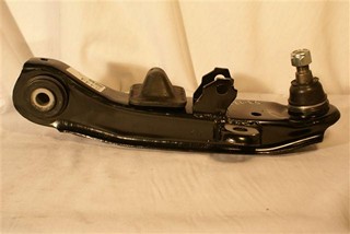 BASTIDOR INF IZQ HYUNDAI H100-L300 93 C/ROTULA AYD