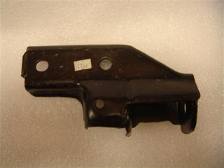 SOPORTE B/BASTIDOR IZQ (CHI)