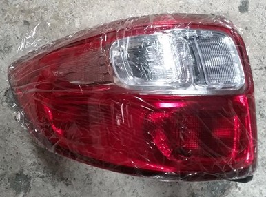 FAROL TRA IZQ FIAT STRADA 14 DEPO