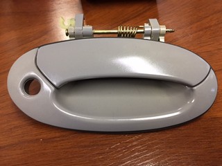 MANIJA PUERTA DEL DER HYUNDAI ELANTRA 96