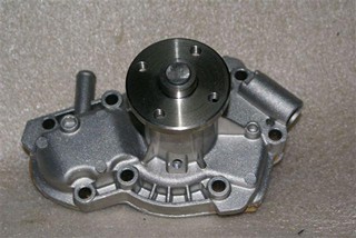 BOMBA AGUA RENAULT TRAFIC D 95 GSP---