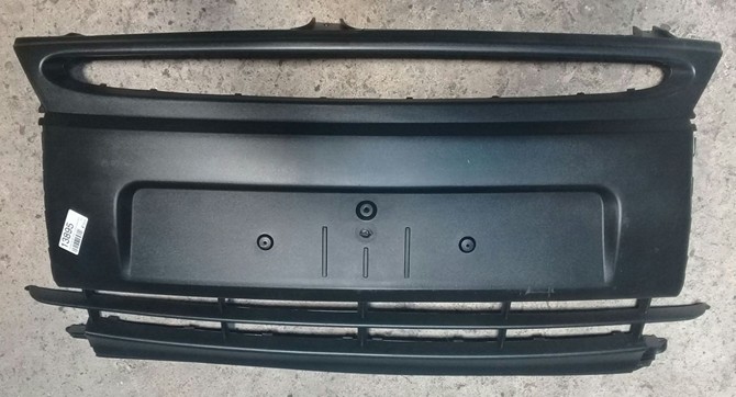 PARAGOLPE DEL FORD KA 97-02 (CEN-GRIS)