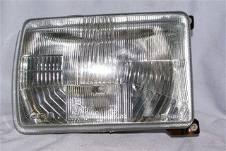 SEMIOPTICA DER VW SANTANA 87-91 (S/AUXILIAR) (B)