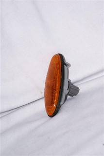FAROL GUARDABARRO MAZDA 323F-B2500-2900 95