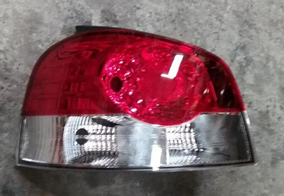 FAROL TRA IZQ FIAT PALIO 08