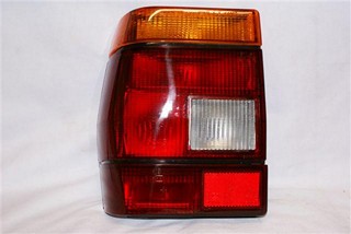 FAROL TRA IZQ FIAT PREMIO-DUNA 85-91 (AMB) (SEDAN)