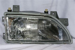 SEMIOPTICA DER FORD ESCORT 93-96