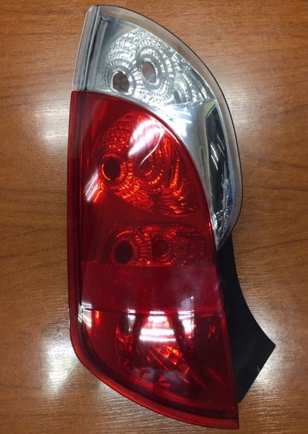 FAROL TRA IZQ CHERY FACE