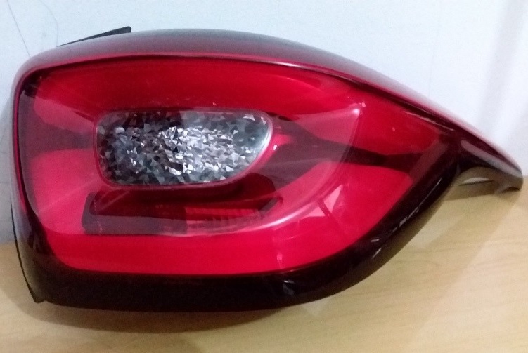 FAROL TRA DER FIAT TORO 2019