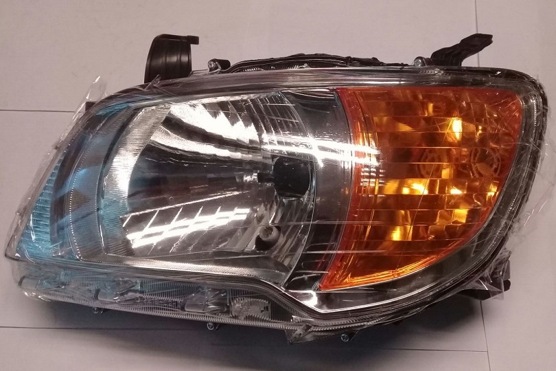 SEMIOPTICA IZQ SUZUKI ALTO K10 10 ORIGINAL
