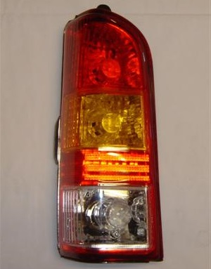 FAROL TRA IZQ CHANA 08 (FURGON)