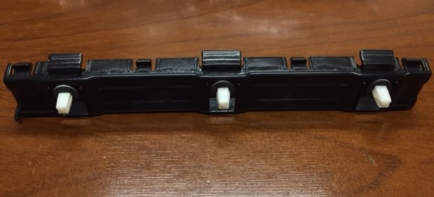 SOPORTE PARAG TRA DER HYUNDAI H1 08 LAT HORIZONTAL