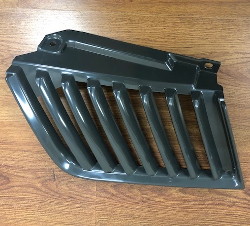 CARETA IZQ MITSUBISHI L200 06 NEGRA