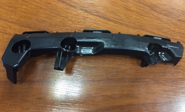 SOPORTE PARAG DEL IZQ TOYOTA VIGO 2012-2015 (PLAS)