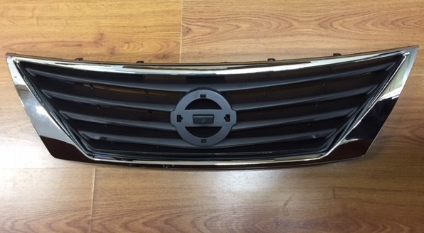 CARETA NISSAN VERSA 2011-2014 (C/MOLDURA CROMADA)