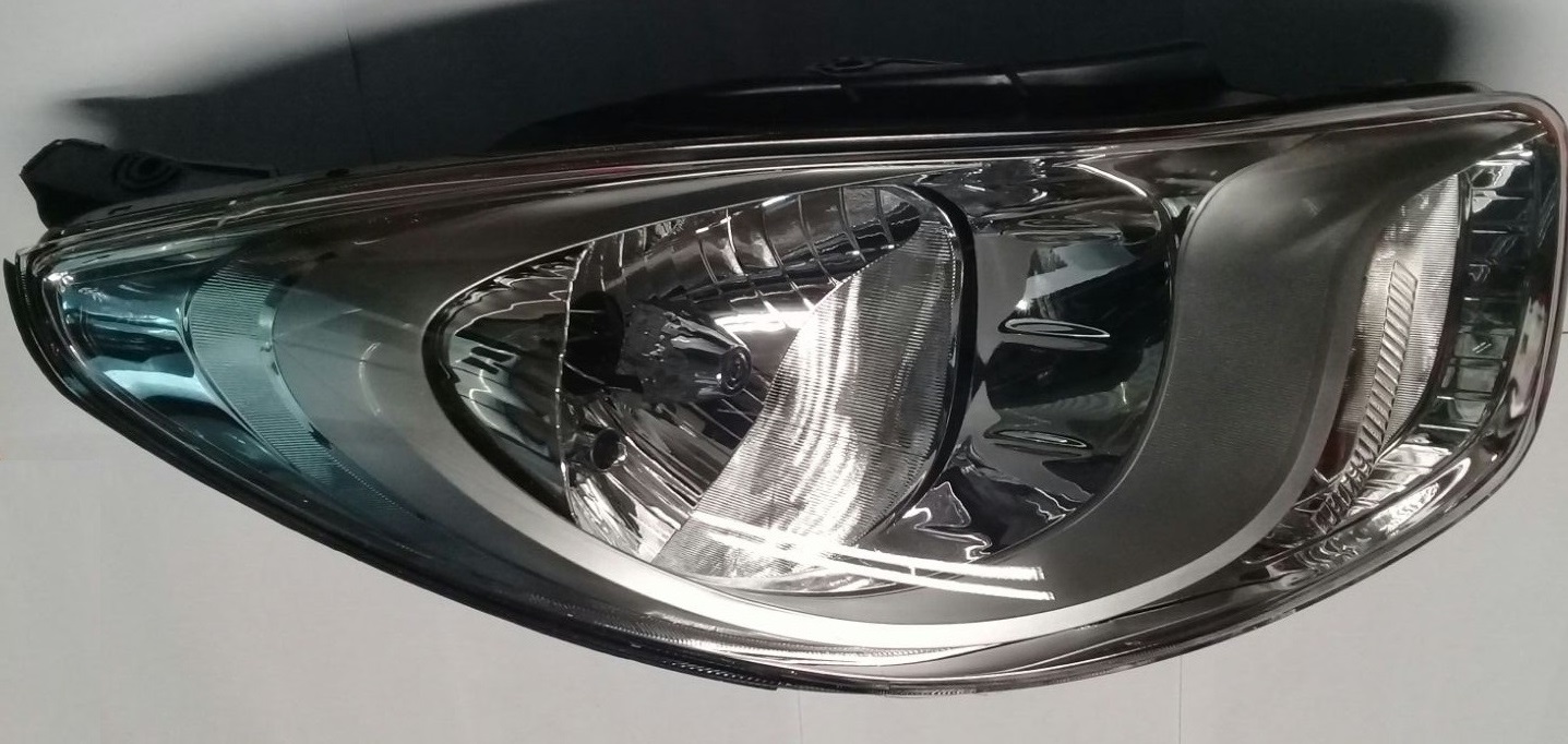 SEMIOPTICA DER HYUNDAI I10 12