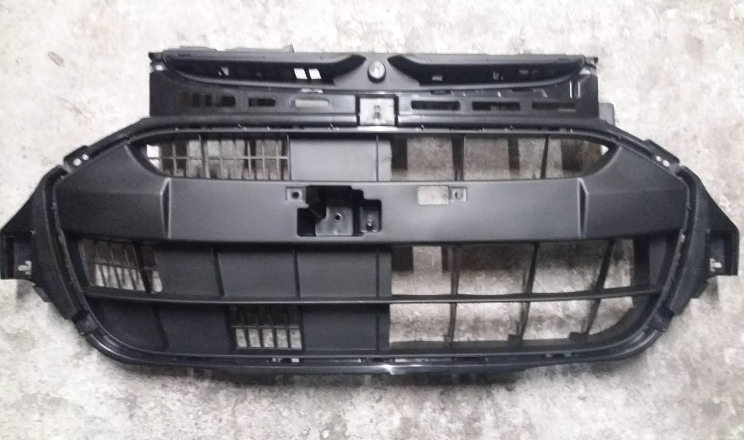REJILLA PARAG C/CARETA DEL SUZUKI ALTO 13