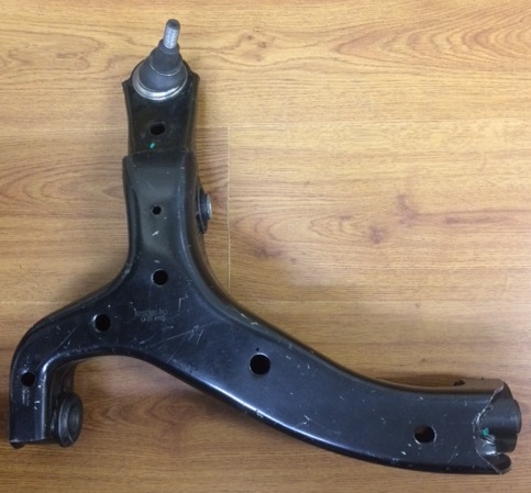 BASTIDOR INF IZQ VW AMAROK 2010-2018 C/ROTULA AYD