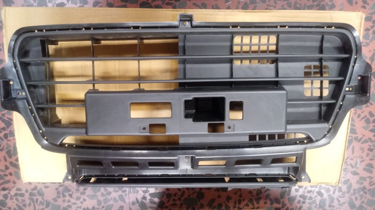 REJILLA PARAG DEL SUZUKI ALTO 16