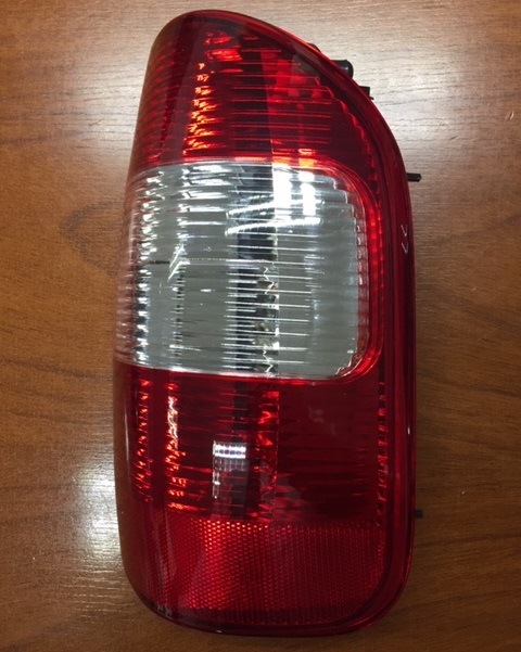 FAROL TRA DER GM S10 01-08 BLANCO WUHUA