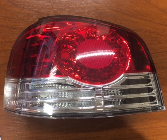 FAROL TRA IZQ FIAT PALIO 09