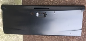 PUERTA CAJA MITSUBISHI L200 20