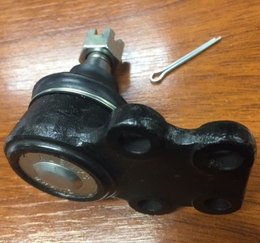 ROTULA INF NISSAN 1200 (P-UP) AYD (CHICA)
