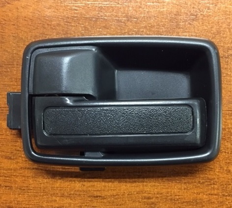 MANIJA INT IZQ ISUZU KB 90 (NEGRA) C/MARCO