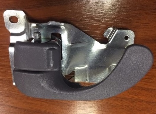 MANIJA INT IZQ MITSUBISHI LANCER 96 (GRIS)