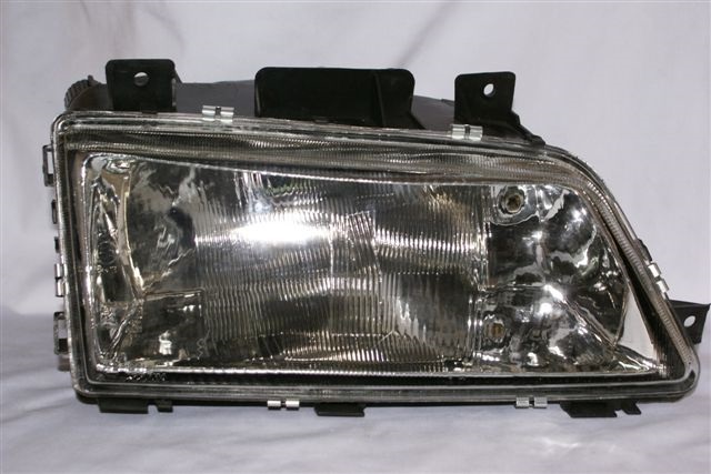 SEMIOPTICA DER PEUGEOT 405 91 DEPO