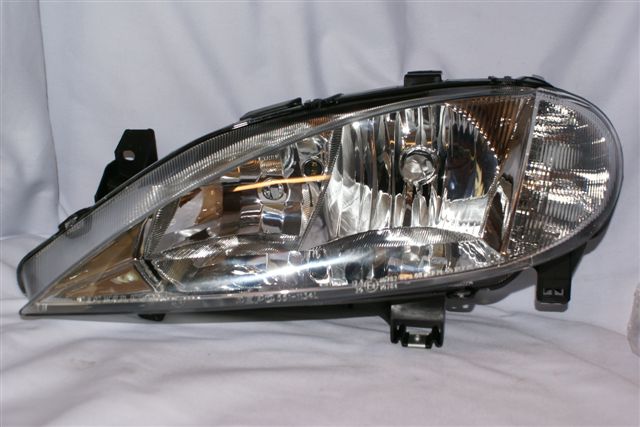 SEMIOPTICA IZQ RENAULT MEGANE 99 (ELE) DEPO