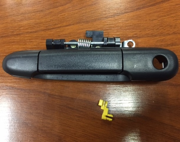 MANIJA PUERTA DEL IZQ TOYOTA TERCEL 91